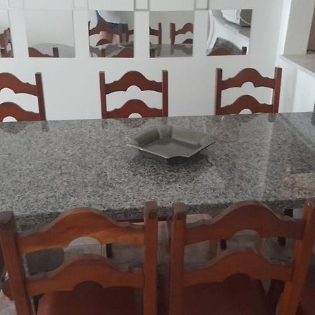 Aconchegante E Amplo Apartamento Familiar Pertinho Da Praia! Guarujá Eksteriør bilde